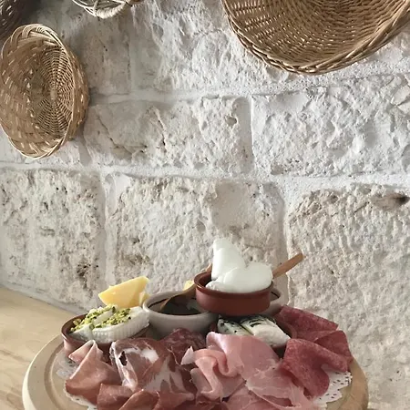 Aria Di Casa Country